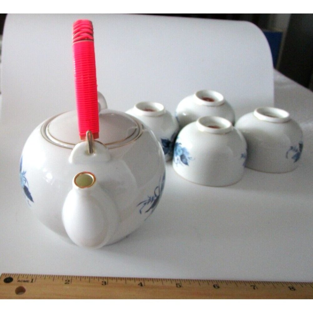 Vintage Golden China Asian Tea Set - 4 Cups & Pot Blue Floral - Ceramic Taiwan - Picture 15 of 16